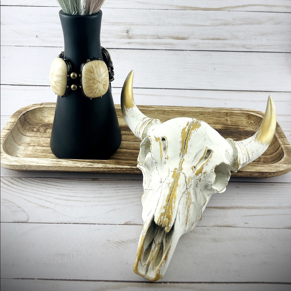 Faux bone stretch bracelet